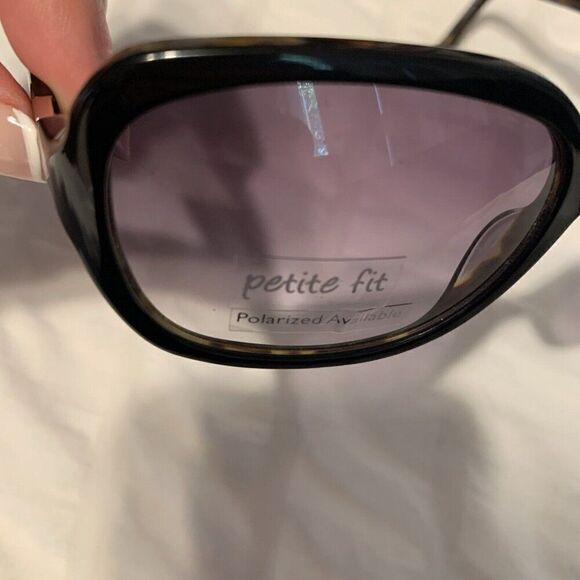Bcbgmaxazria New Ecstatic Black Laminate Petite Fit Tortoise Sunglasses - Picture 4 of 5